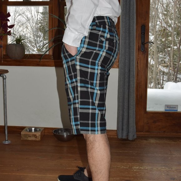 Blue plaid short - Picture 3 of 7